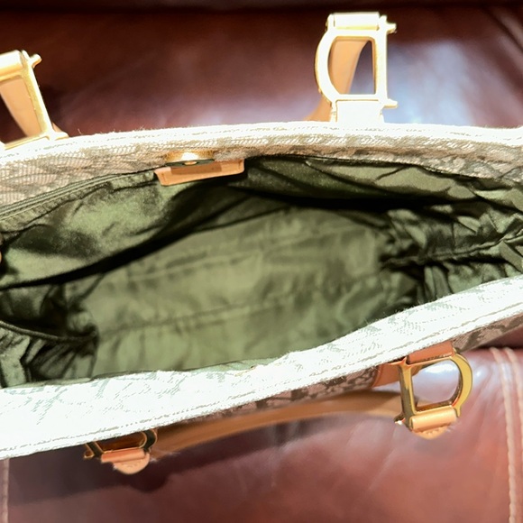 🔥🔥🔥Authentic Christian Dior Trotter Green Signature Tote Shoulder Bag - Picture 11 of 16